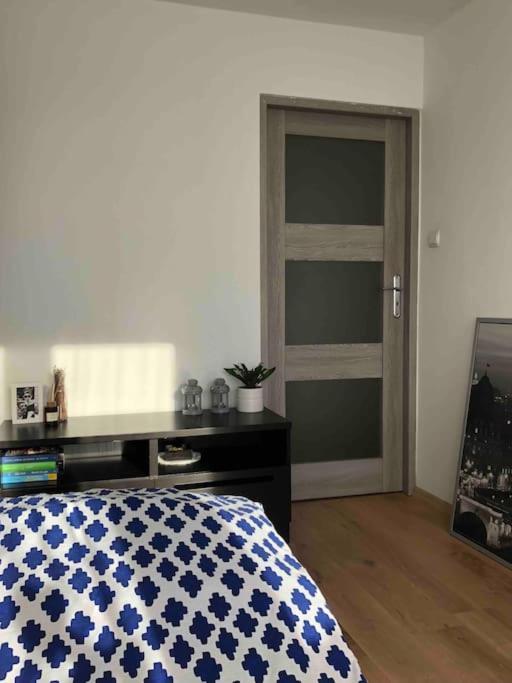 Sm Pokoj Przy Rondzie Daszynskiego Varšava Exteriér fotografie