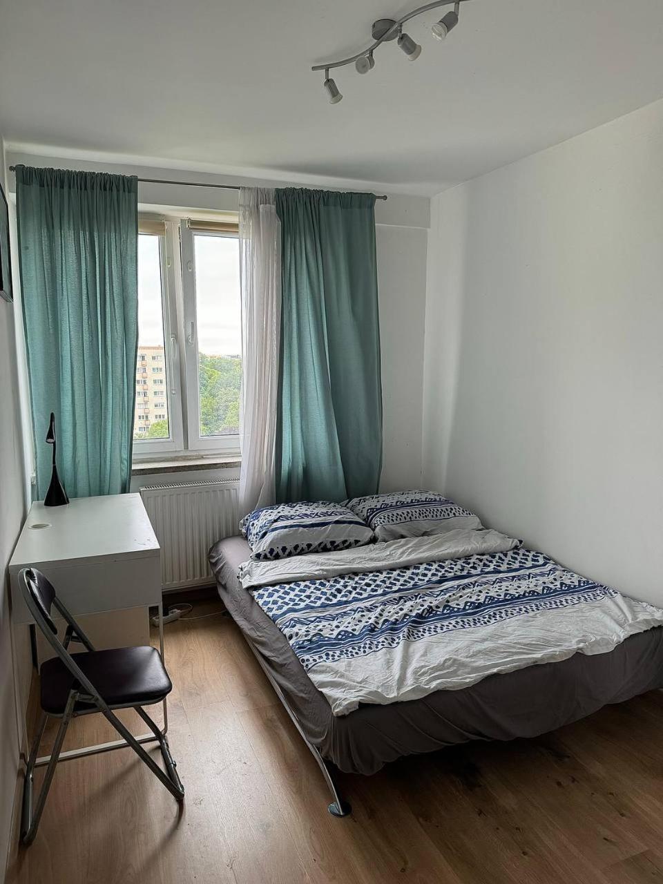 Sm Pokoj Przy Rondzie Daszynskiego Varšava Exteriér fotografie